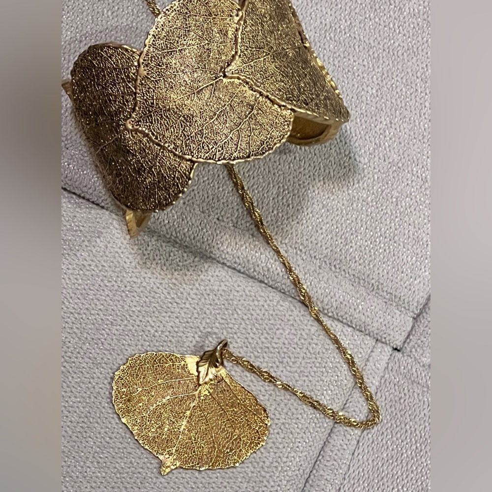 Gold leaf necklace and bracelet cuff
